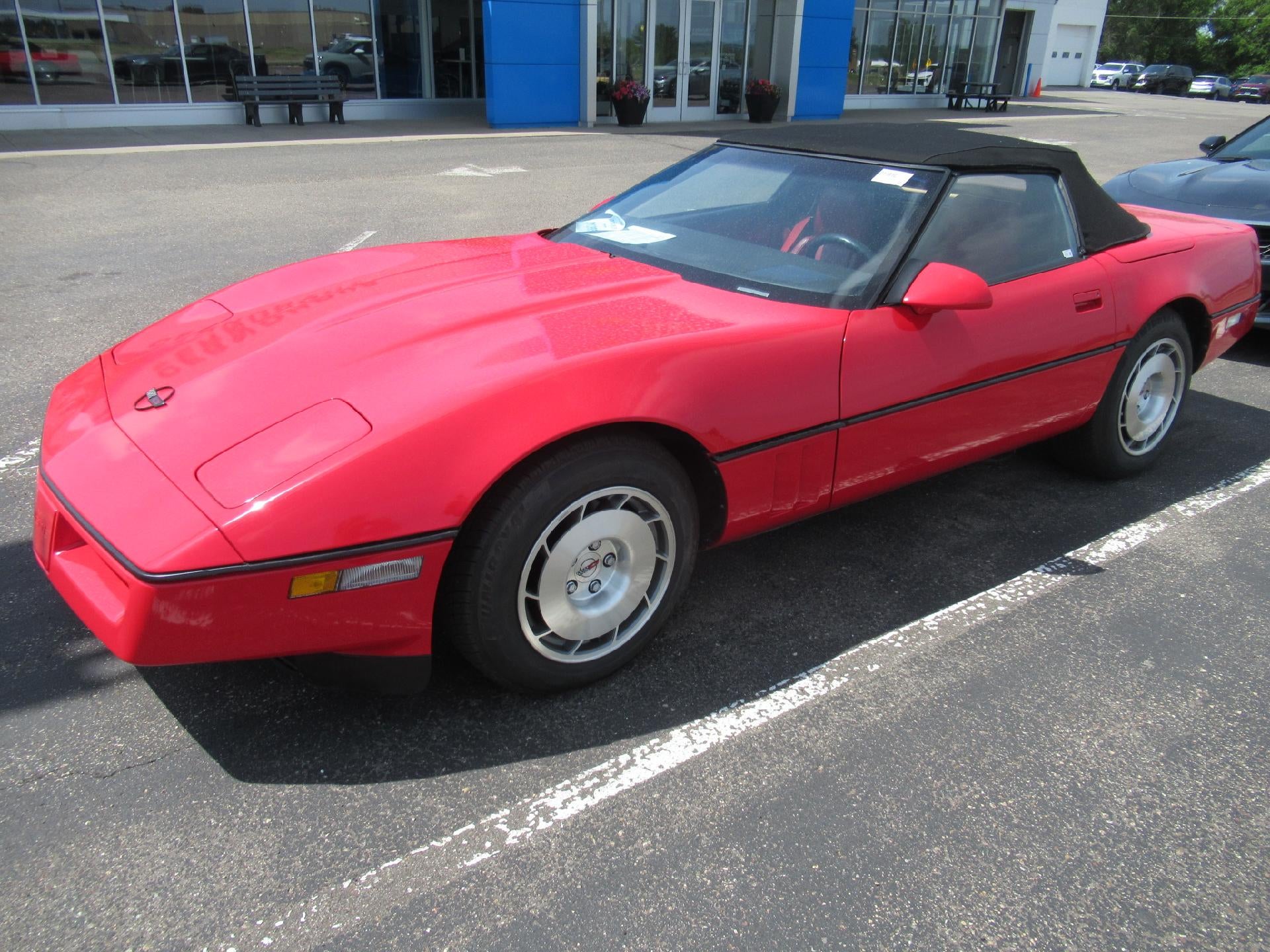 1986 Chevrolet Corvette 2dr Convertible