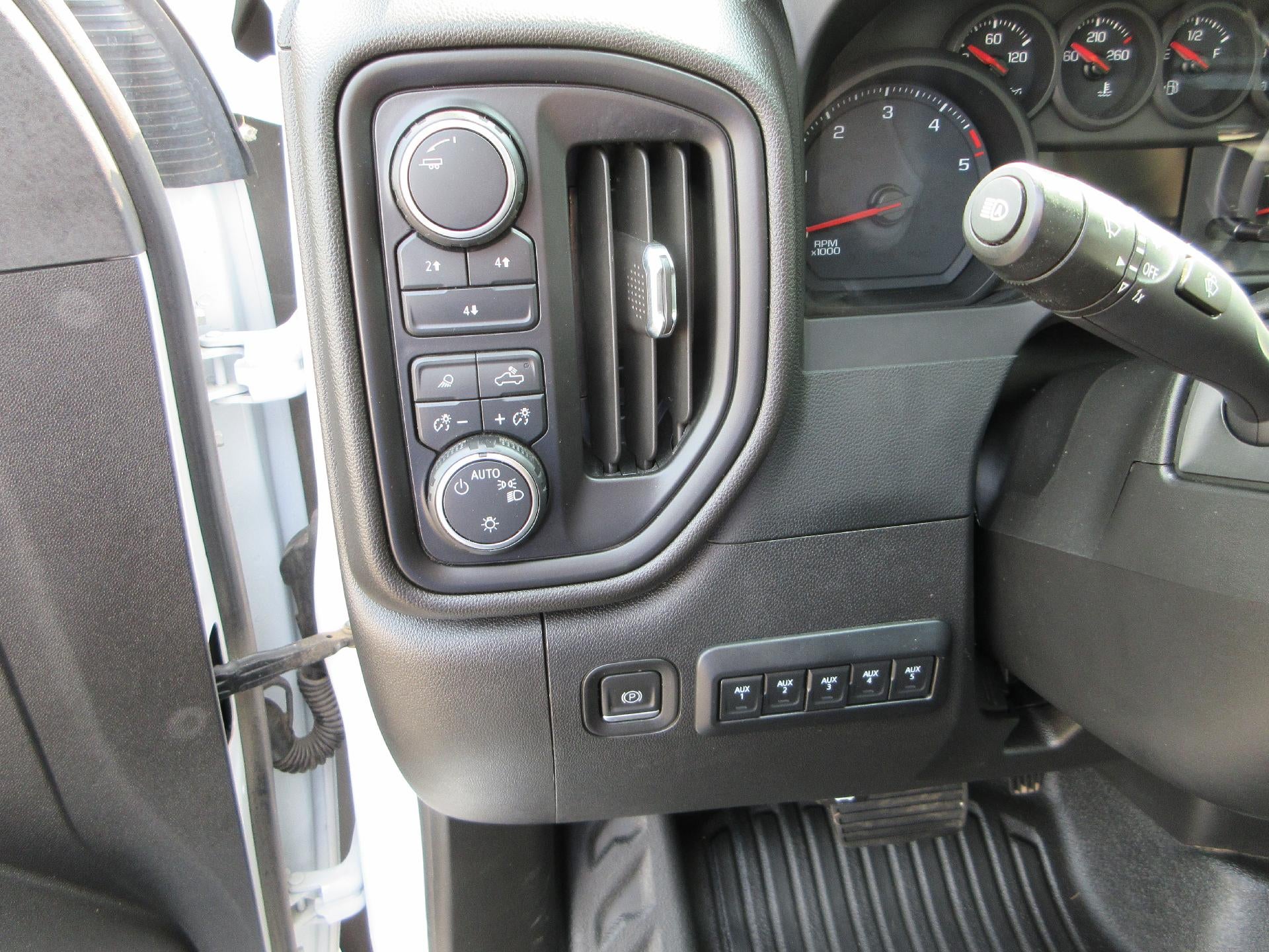 2024 Chevrolet Silverado 3500 HD Chassis Cab Work Truck