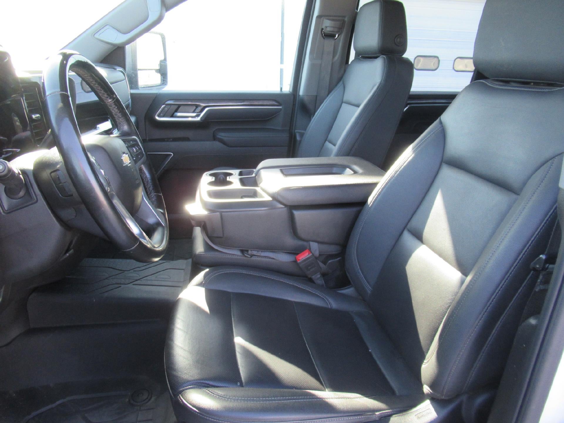 2025 Chevrolet Silverado 3500 HD LTZ