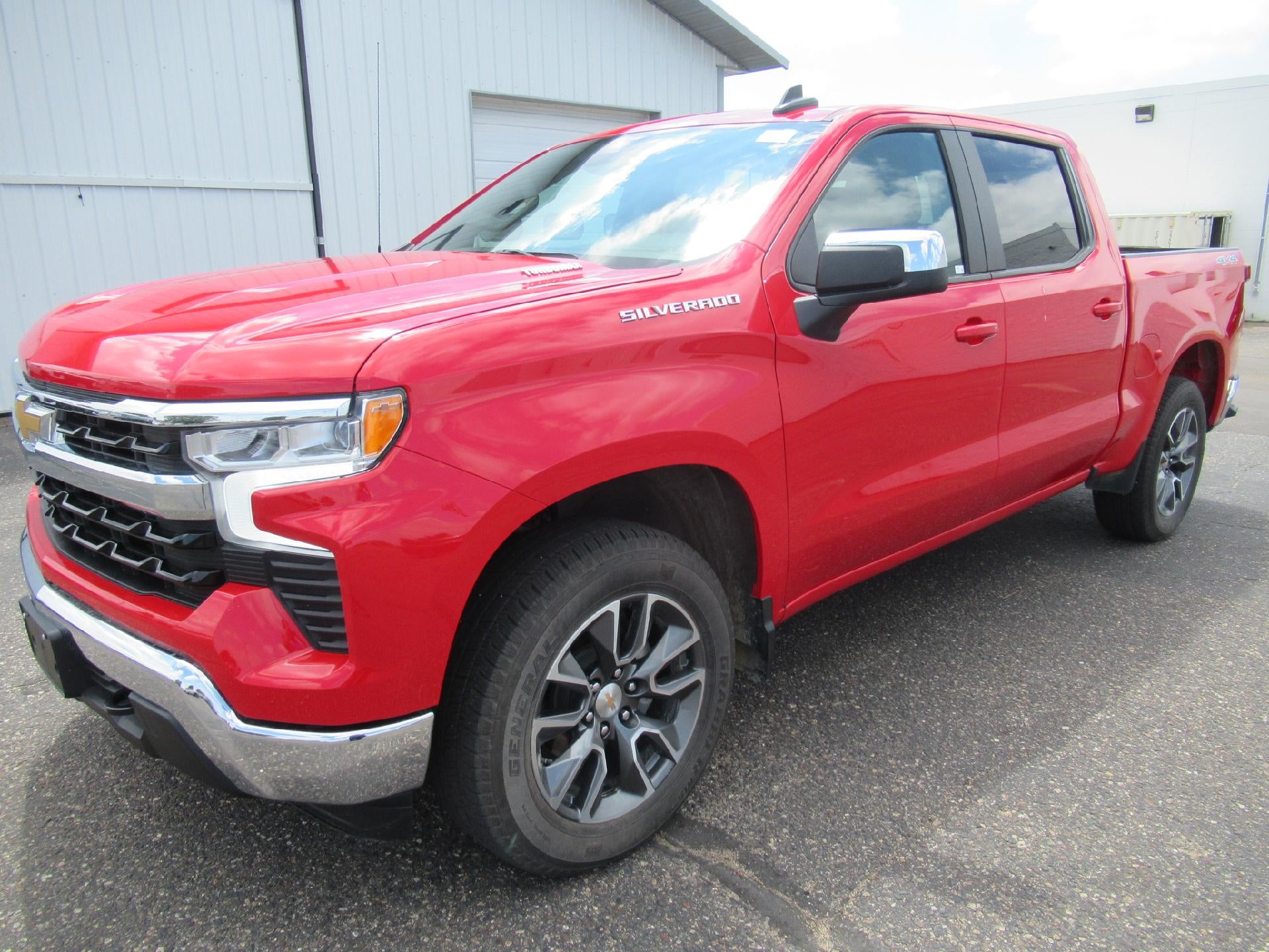 2025 Chevrolet Silverado 1500 LT 2FL 4X4 Crew Cab Short Box's photo