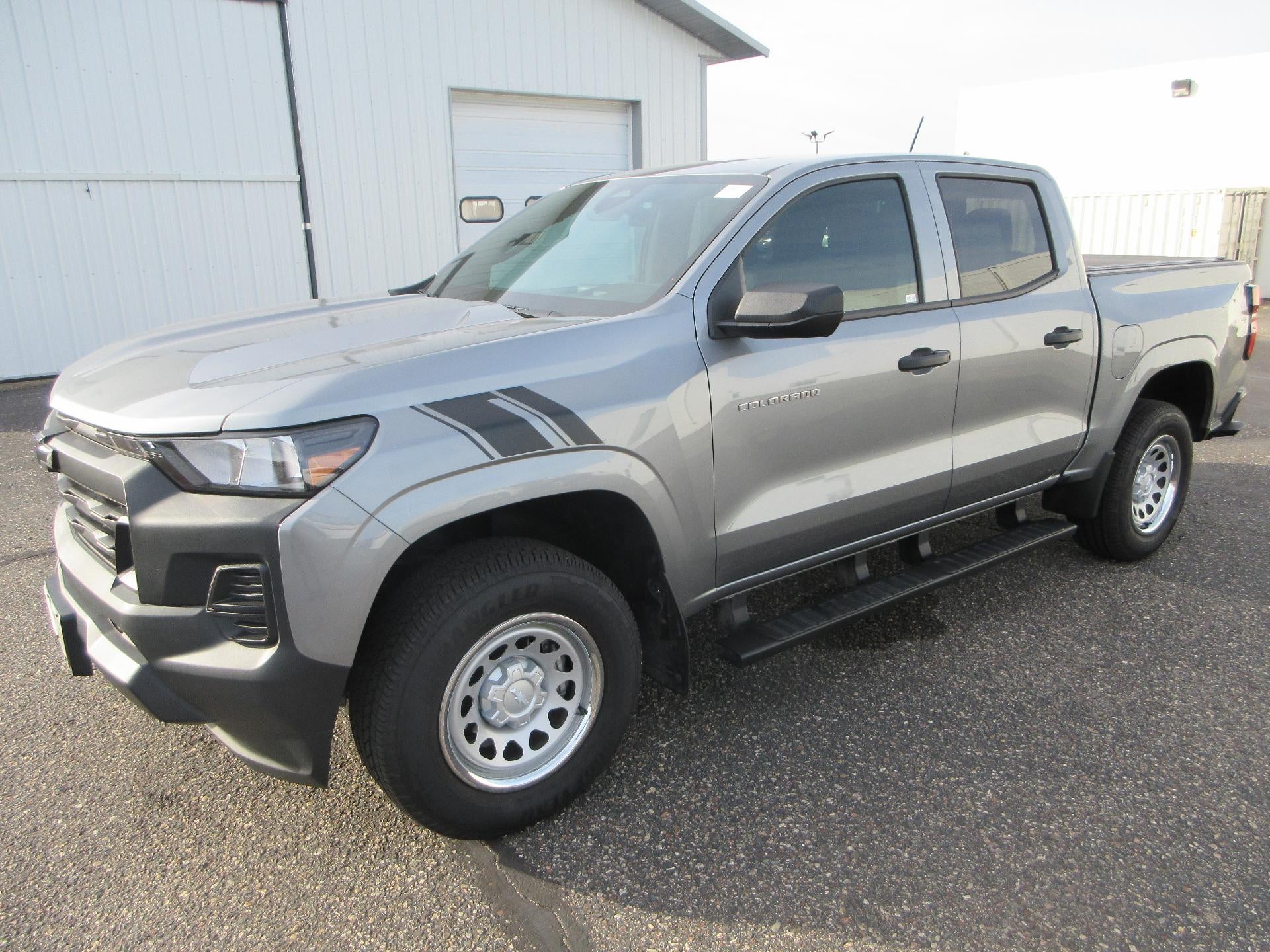 2025 Chevrolet Colorado WT/LT