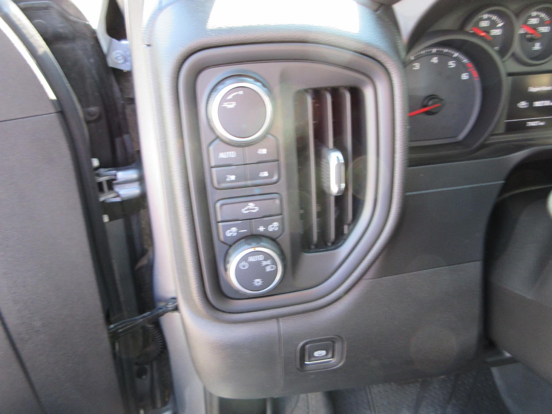 2019 Chevrolet Silverado 1500 Custom Trail Boss