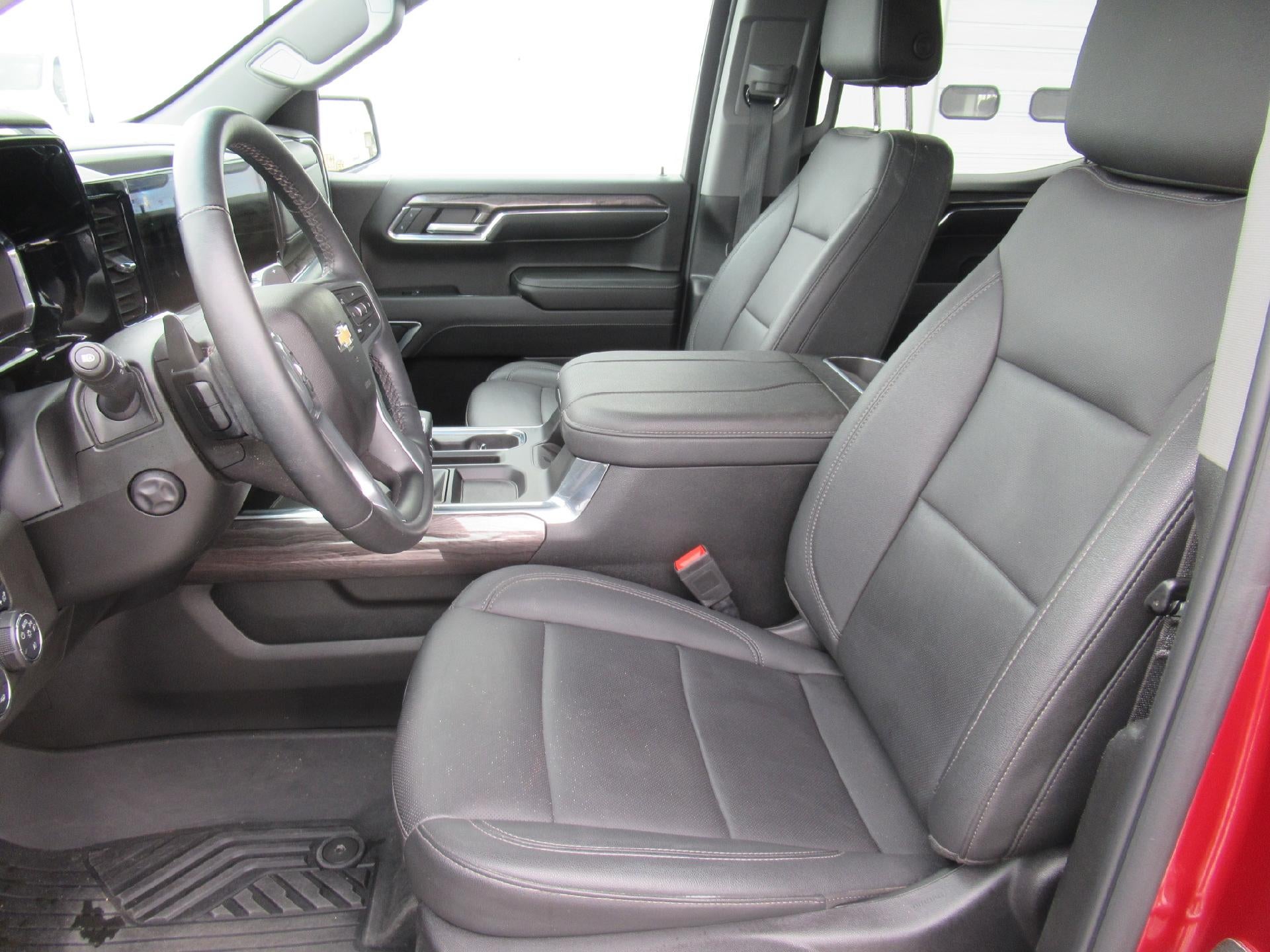 2024 Chevrolet Silverado 1500 LTZ