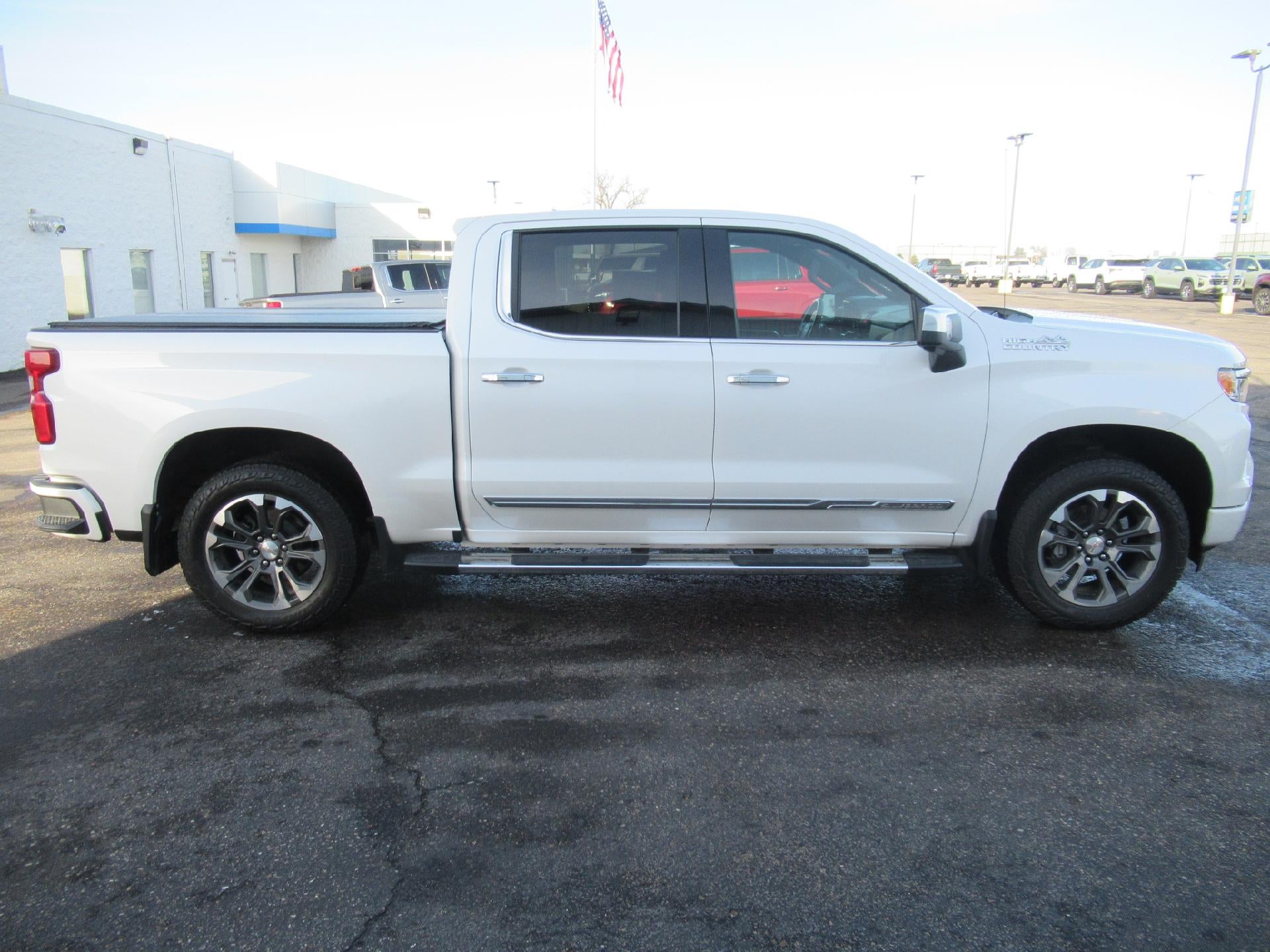 2023 Chevrolet Silverado 1500 High Country