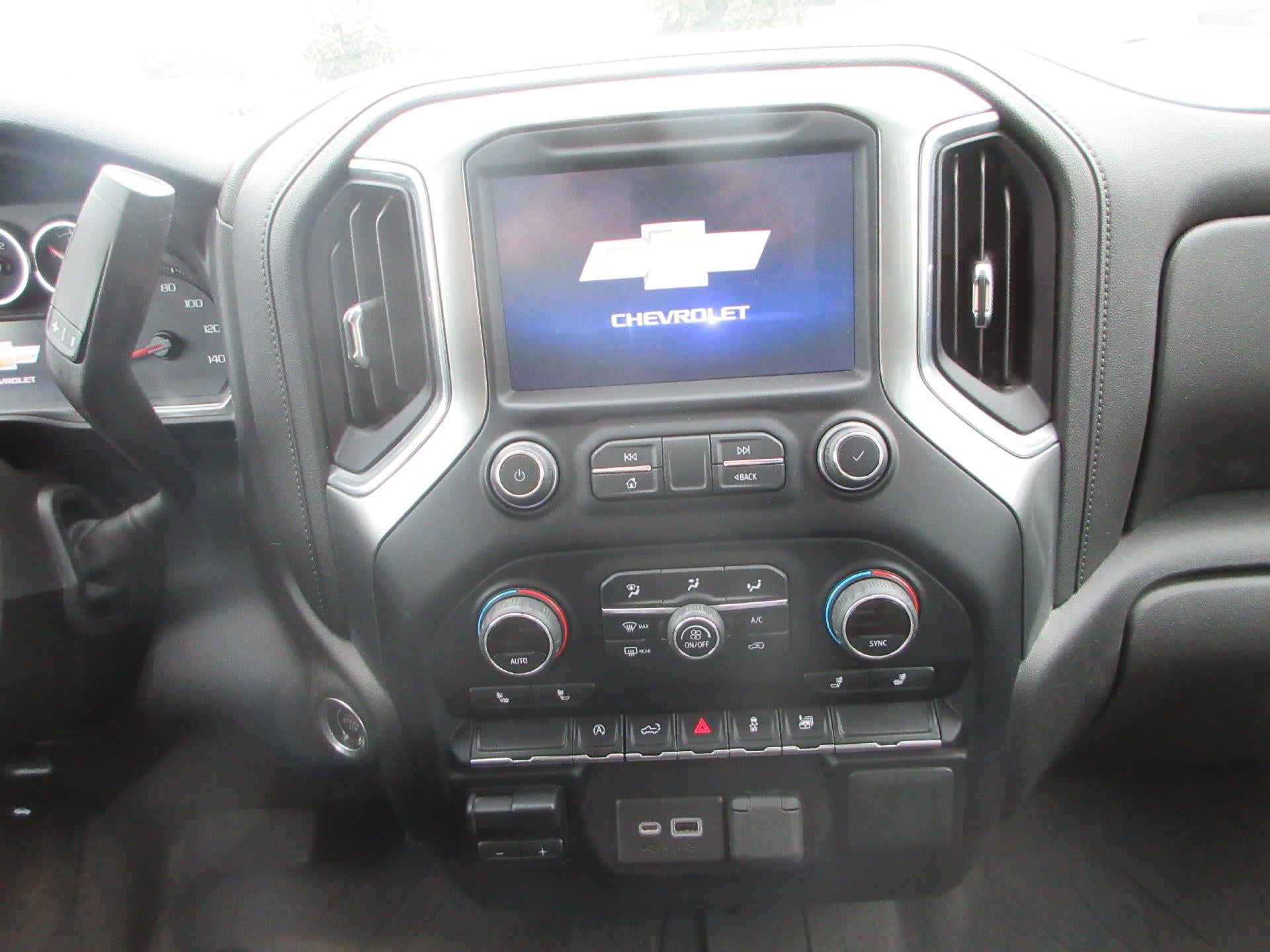 2021 Chevrolet Silverado 1500 LT - Photo 12