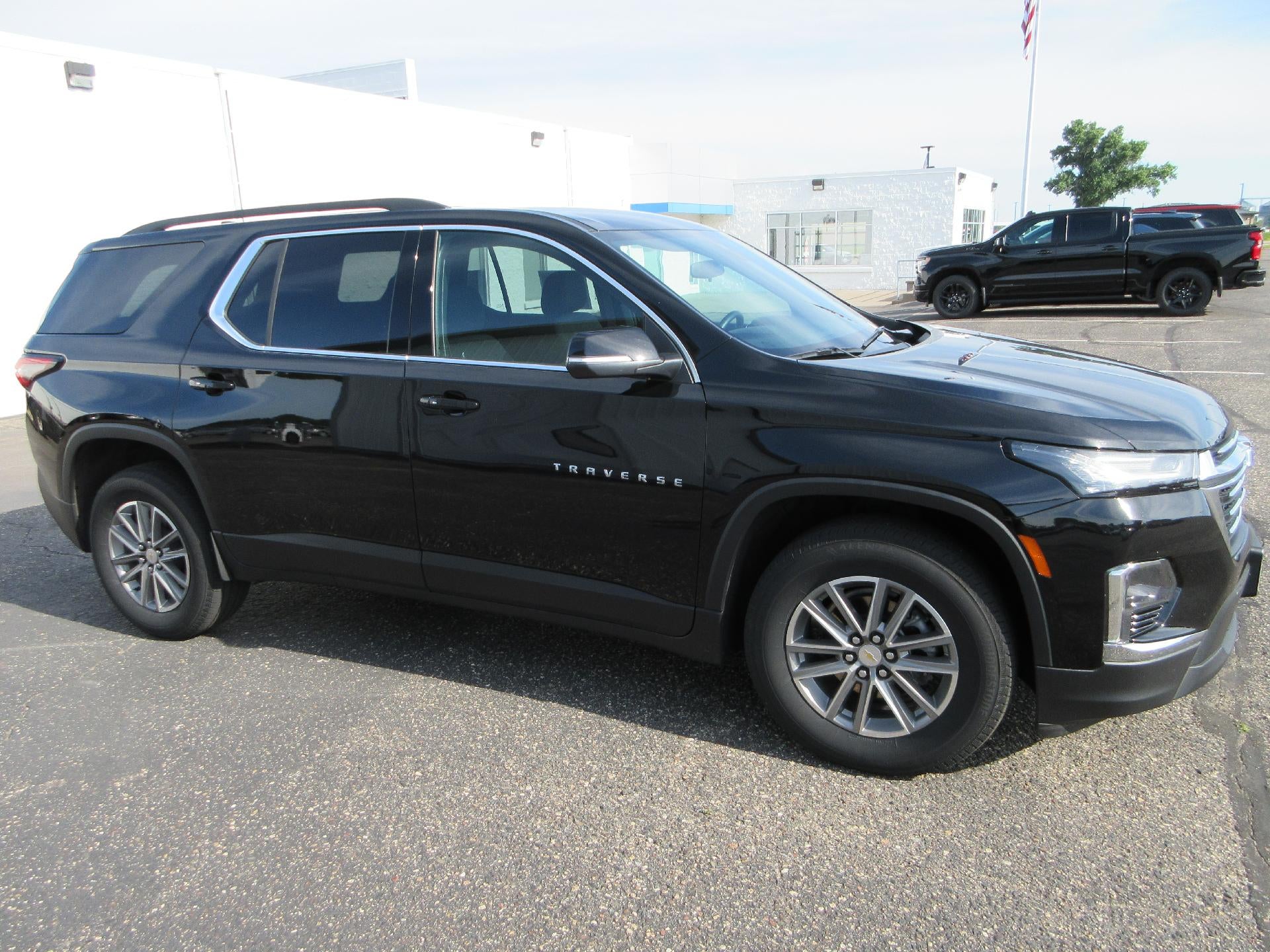 2024 Chevrolet Traverse Limited LT Cloth