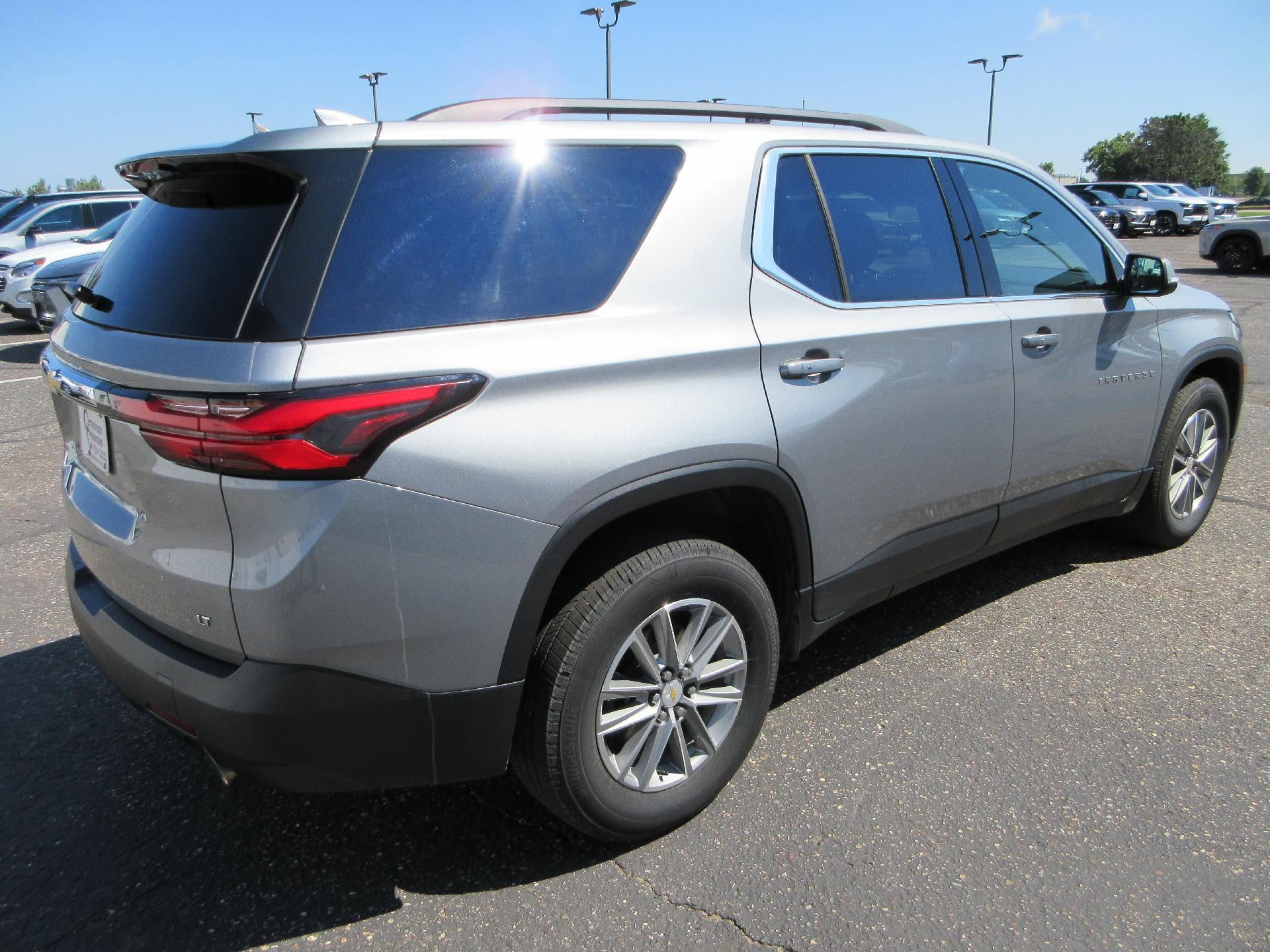 2023 Chevrolet Traverse LT Cloth