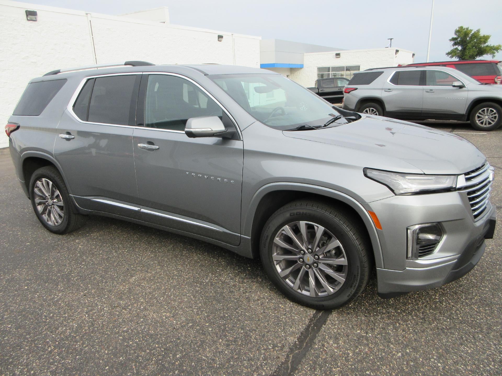 2023 Chevrolet Traverse Premier
