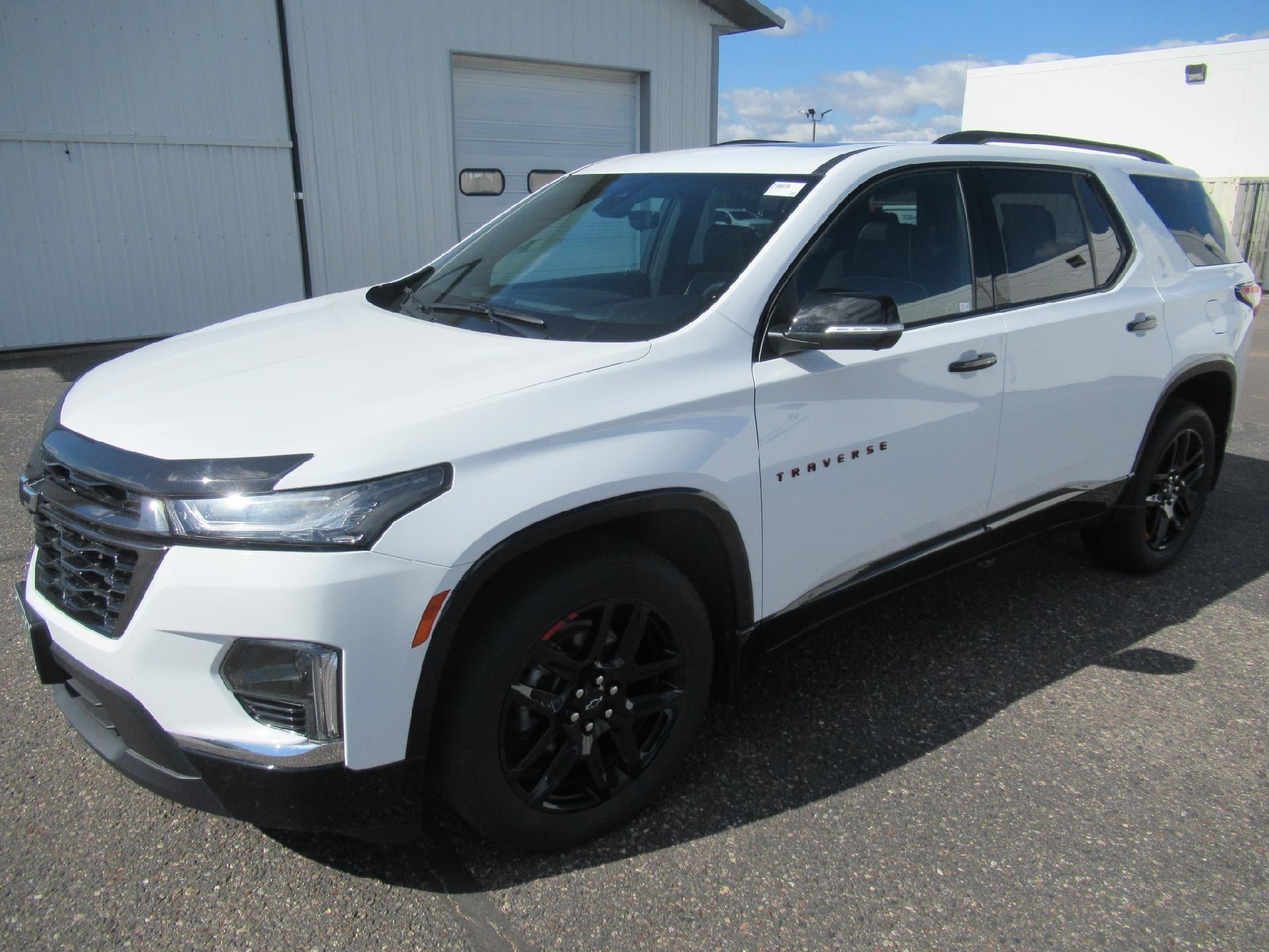 2023 Chevrolet Traverse AWD Premier's photo