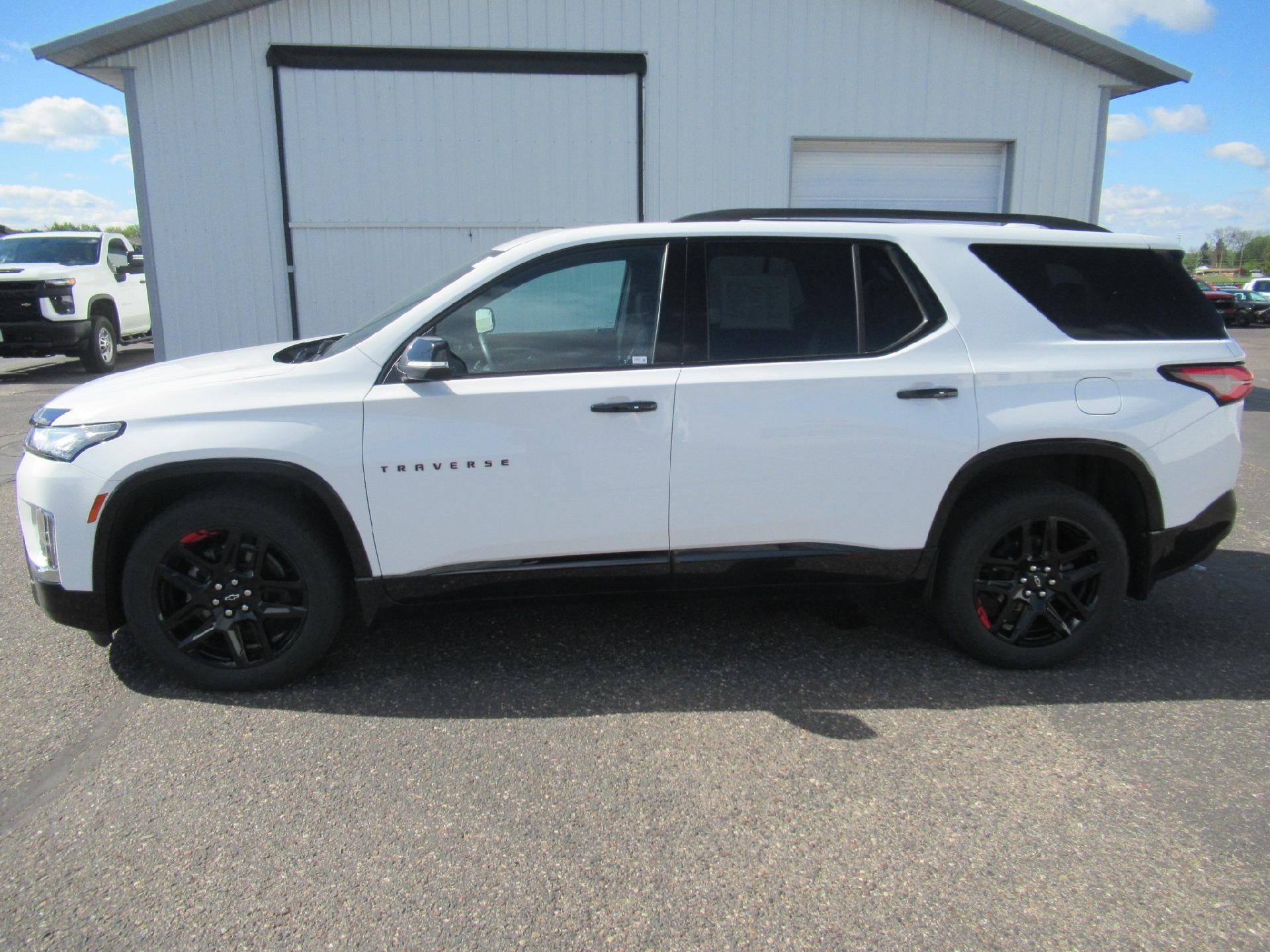 2023 Chevrolet Traverse Premier