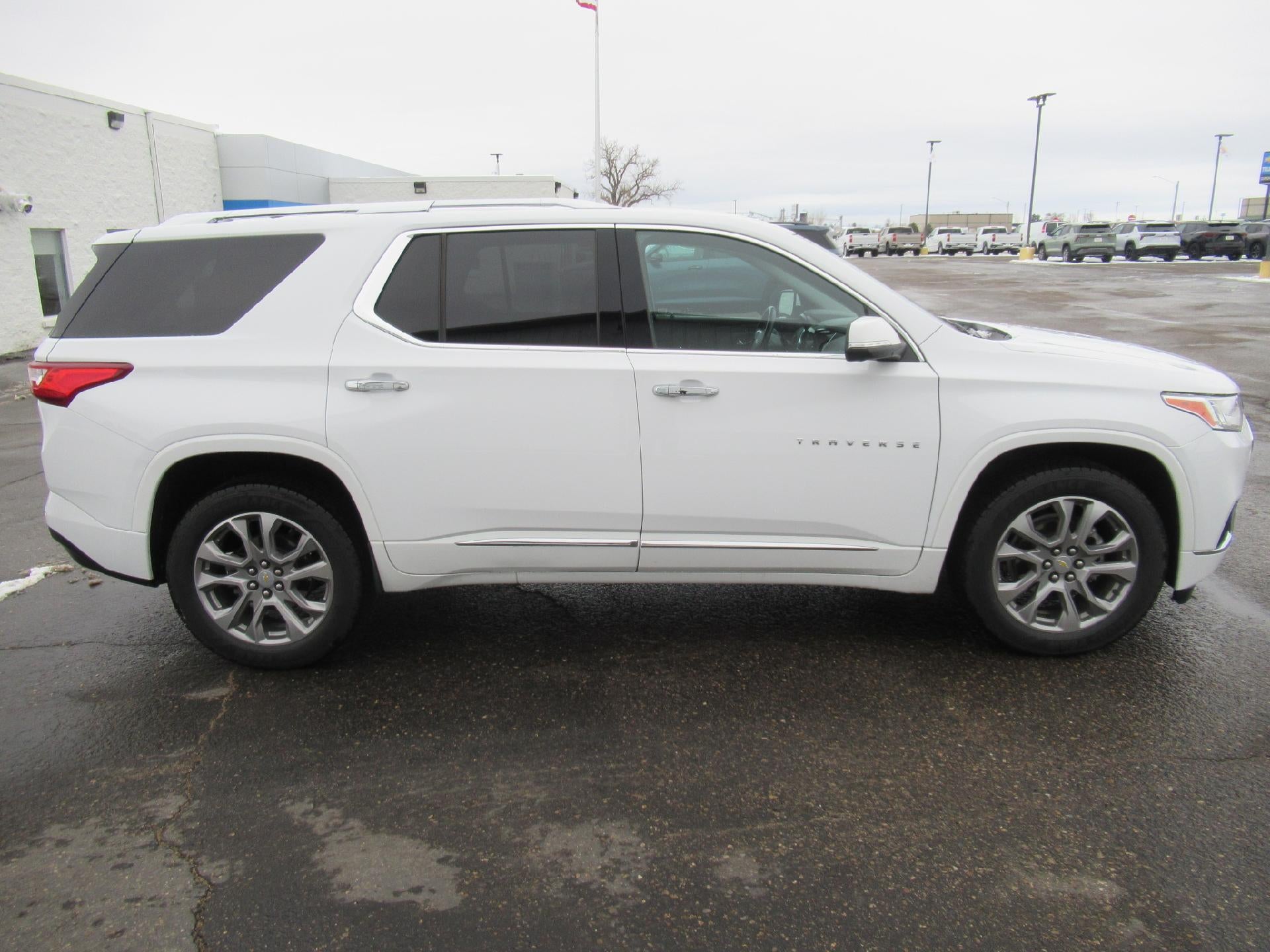 2021 Chevrolet Traverse Premier