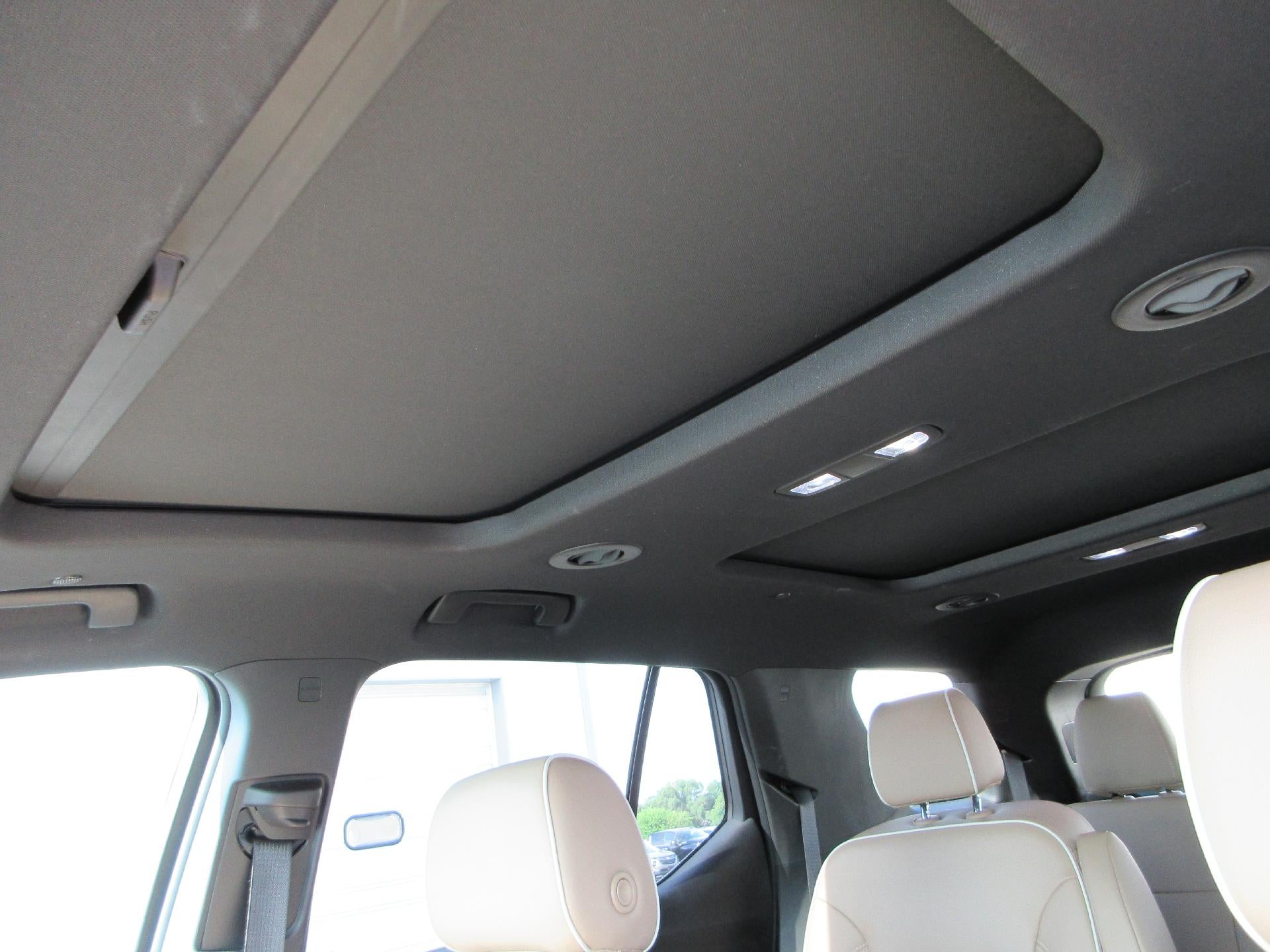 2022 Chevrolet Traverse Premier
