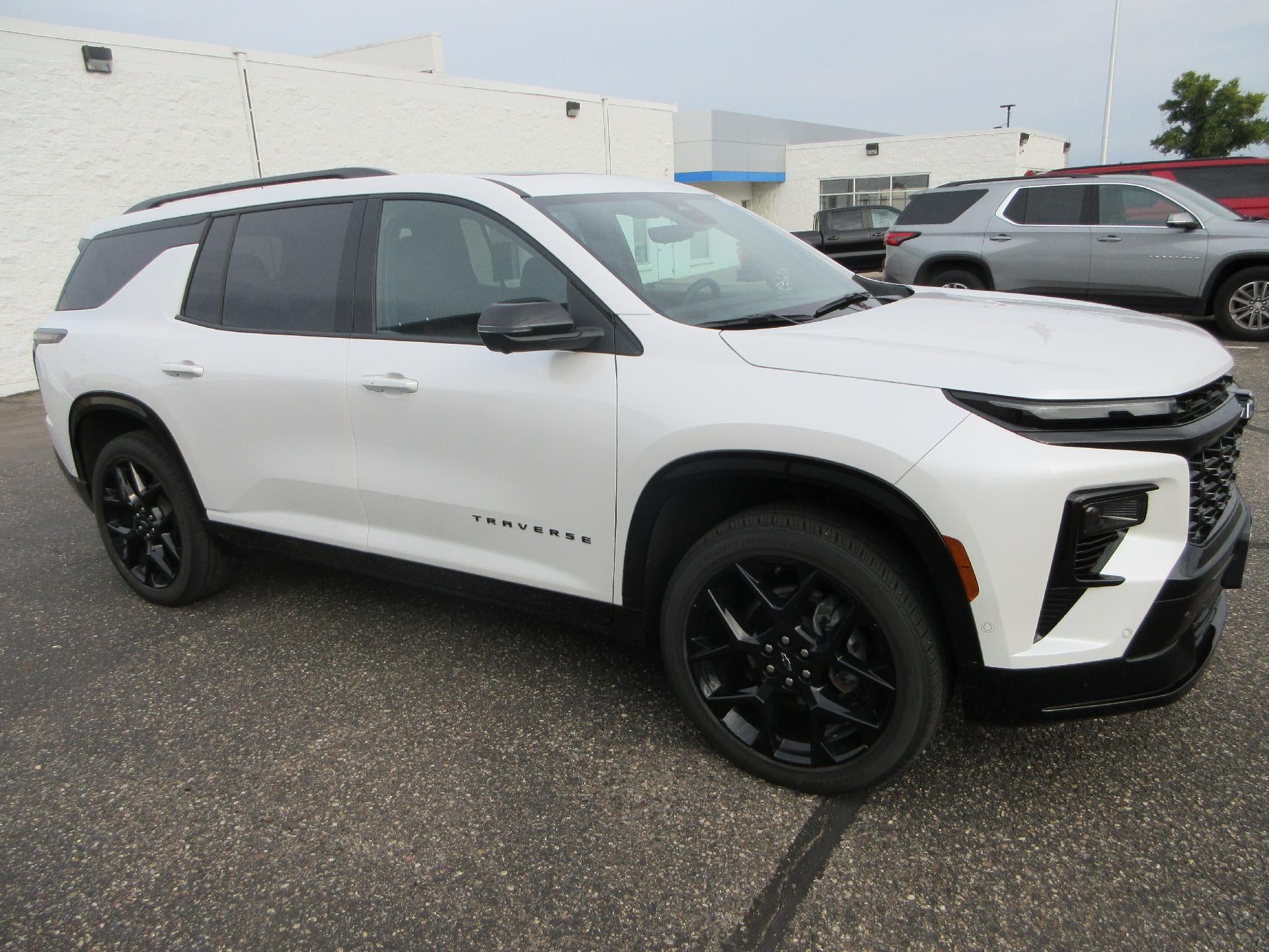 2024 Chevrolet Traverse RS