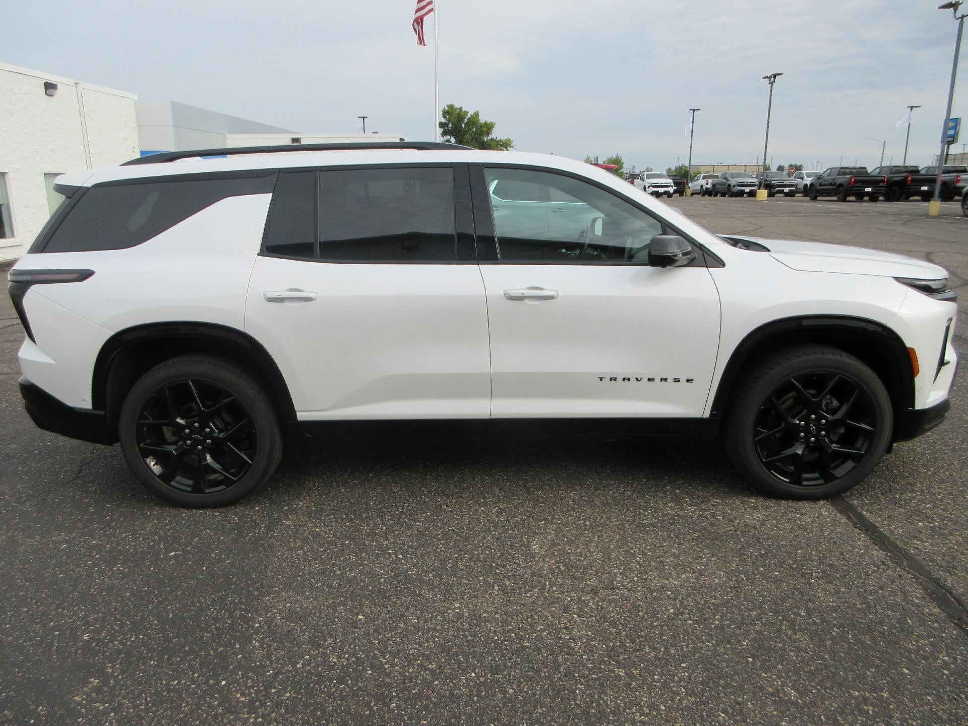 2024 Chevrolet Traverse RS