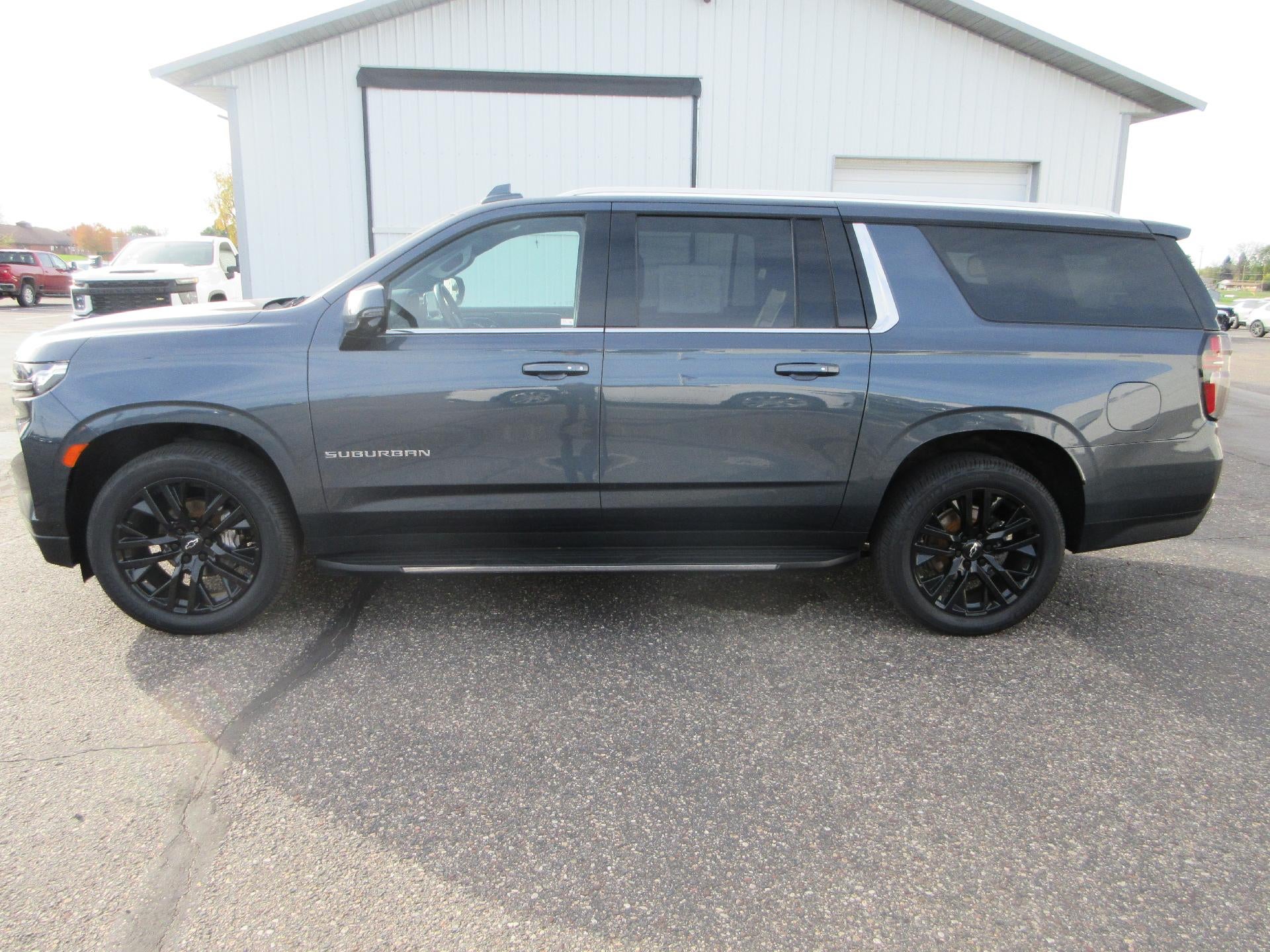 2021 Chevrolet Suburban LT