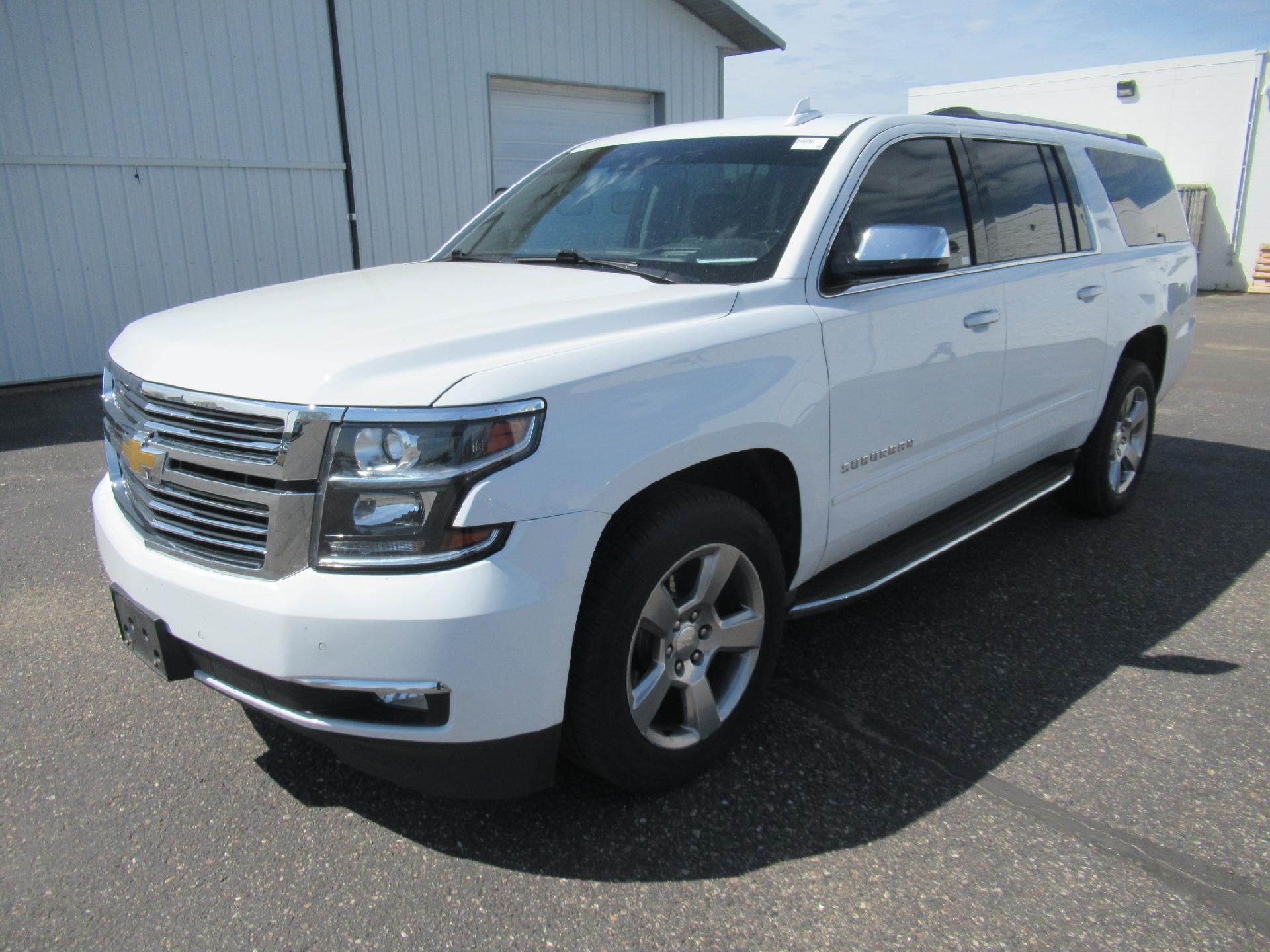 2020 Chevrolet Suburban 4WD 1500 Premier's photo
