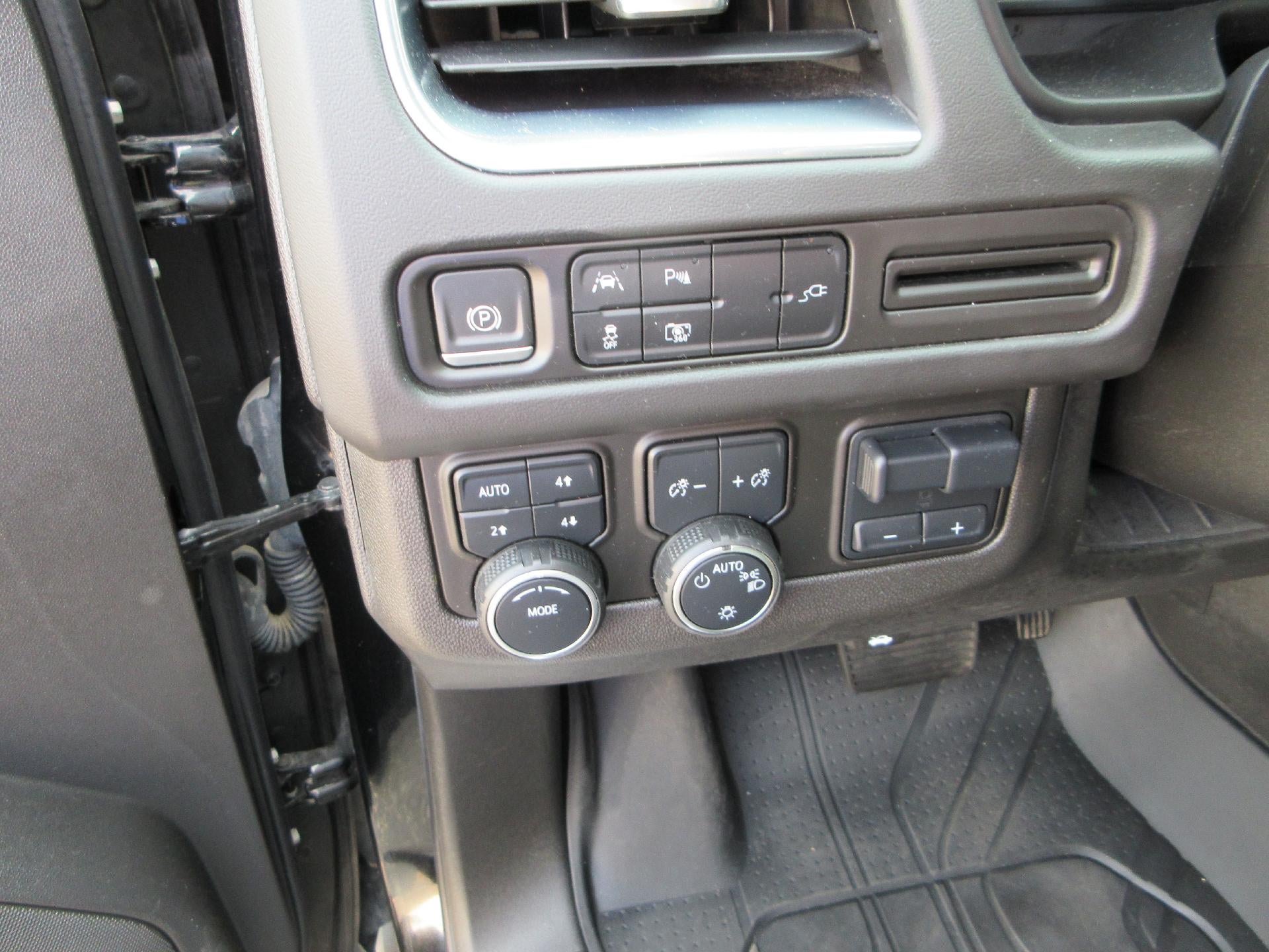 2022 Chevrolet Tahoe RST - Photo 10