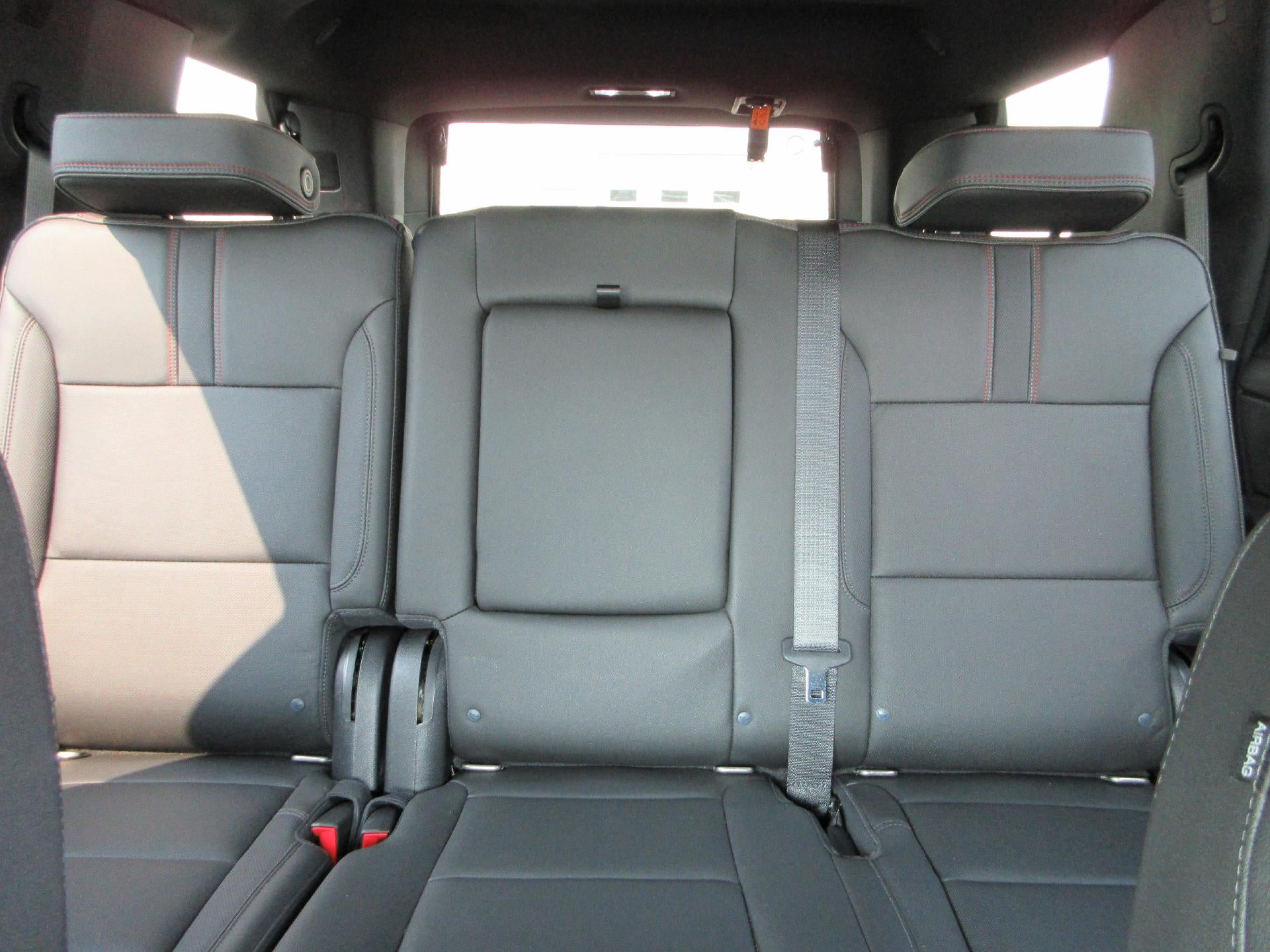 2022 Chevrolet Tahoe RST - Photo 11