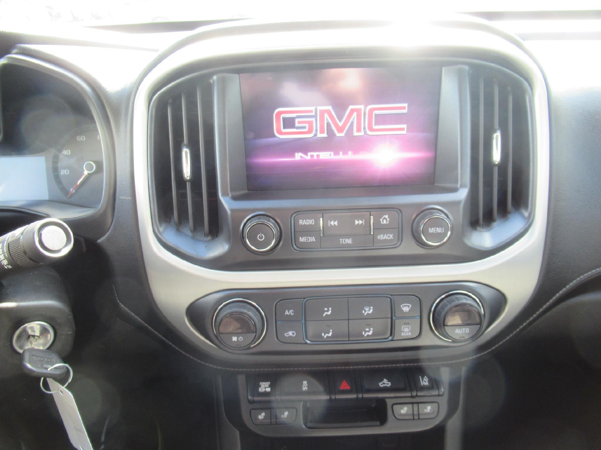 2017 GMC Canyon 4WD SLT