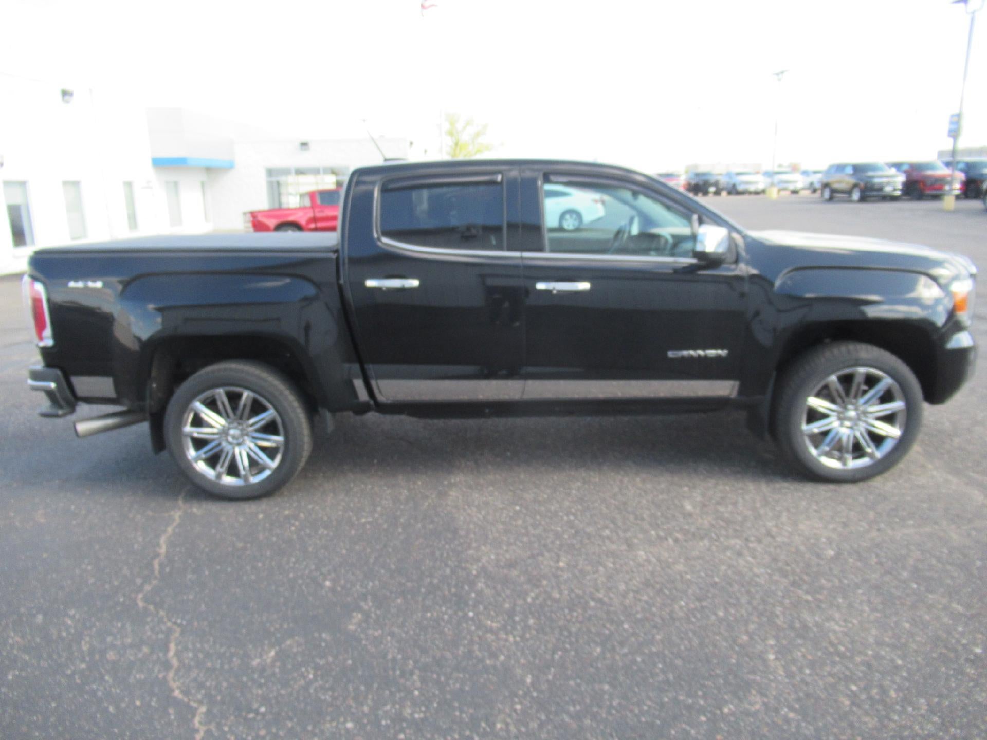 2017 GMC Canyon 4WD SLT