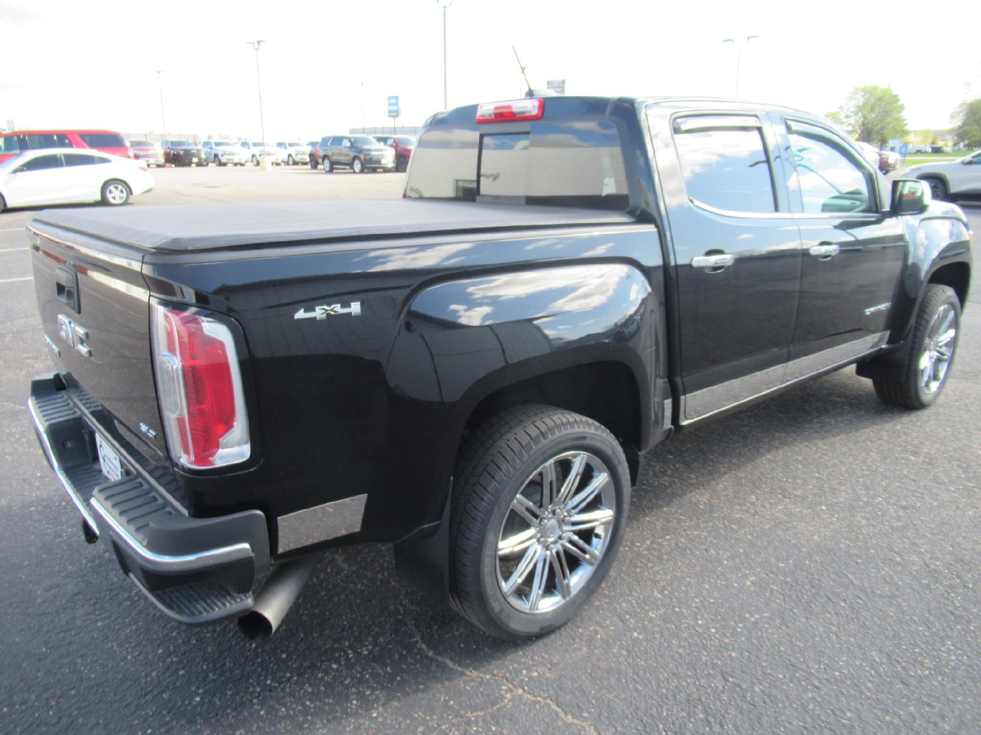 2017 GMC Canyon 4WD SLT