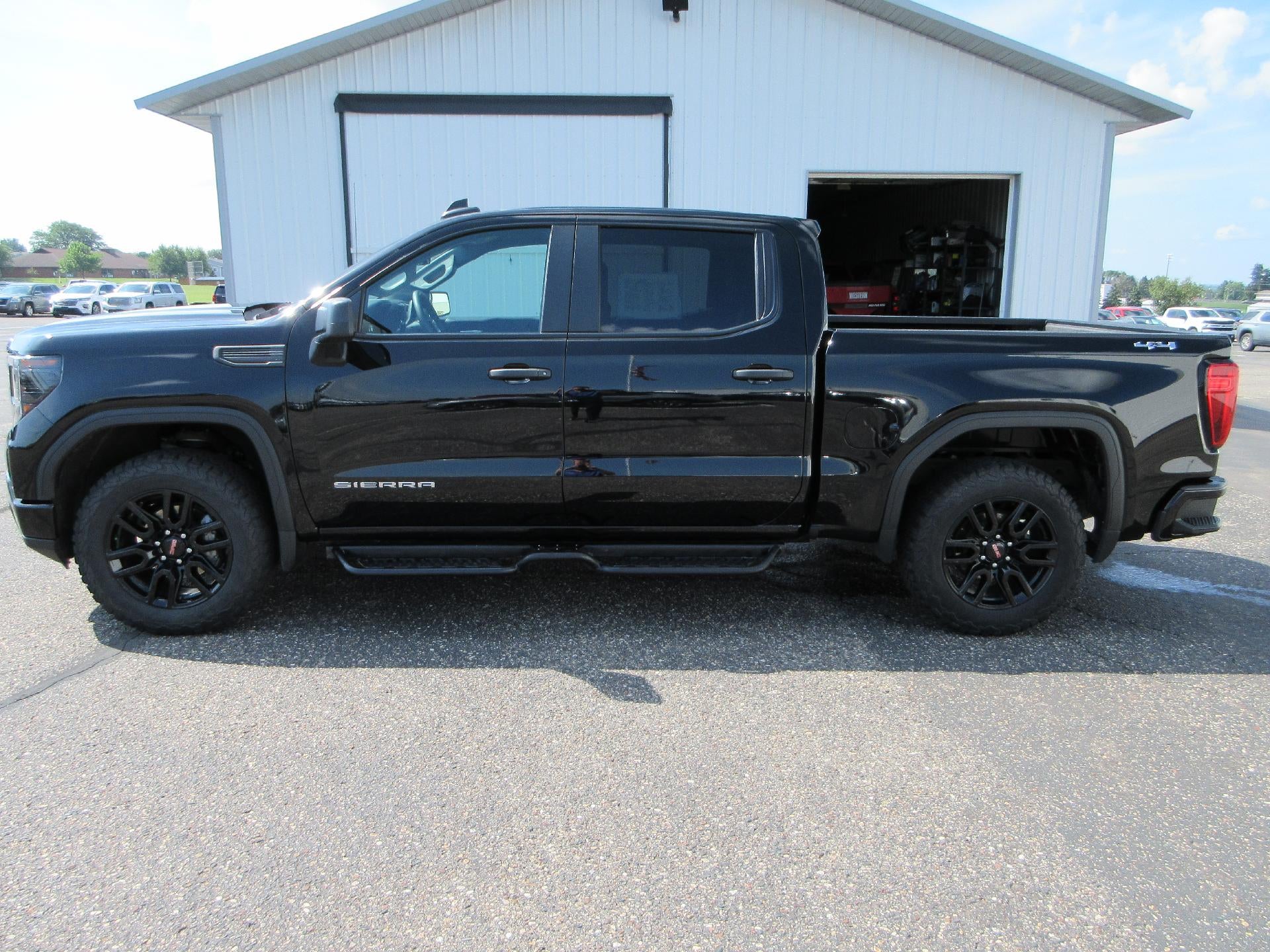 2023 GMC Sierra 1500 Pro