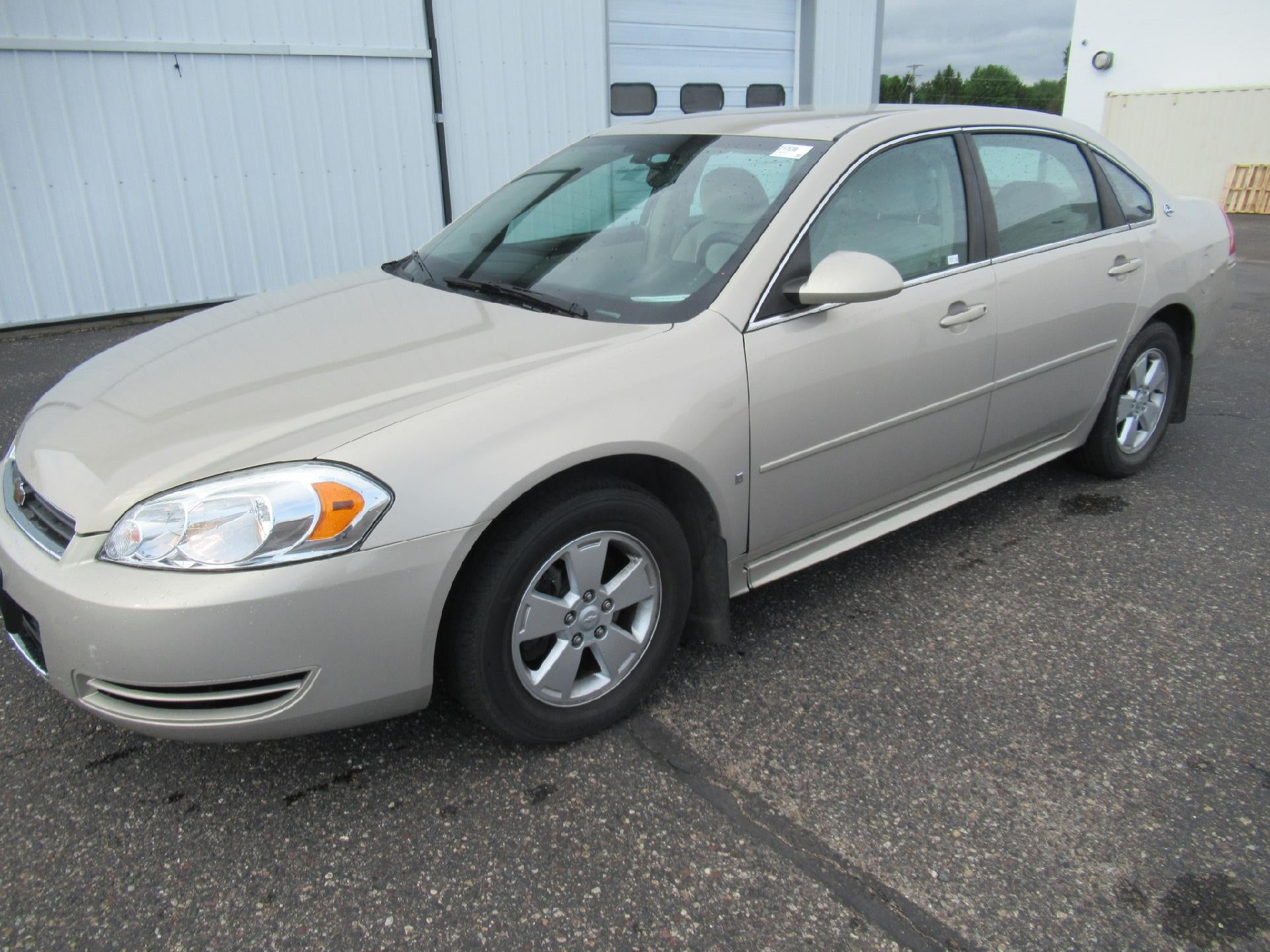 2009 Chevrolet Impala LT's photo