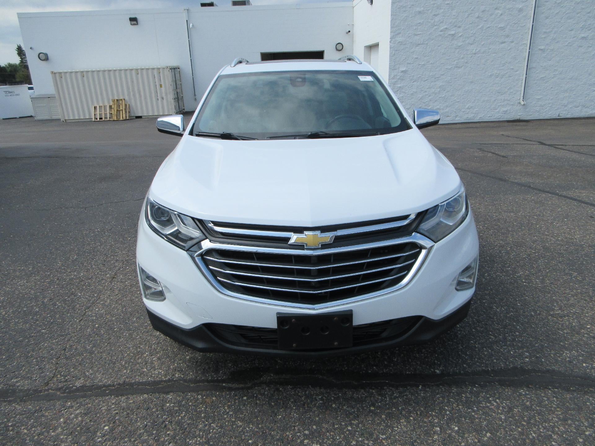 Used 2018 Chevrolet Equinox Premier with VIN 2GNAXVEV7J6206529 for sale in Prescott, WI