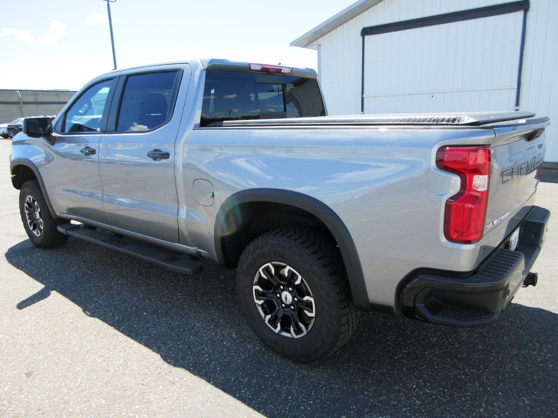 2024 Chevrolet Silverado 1500 ZR2