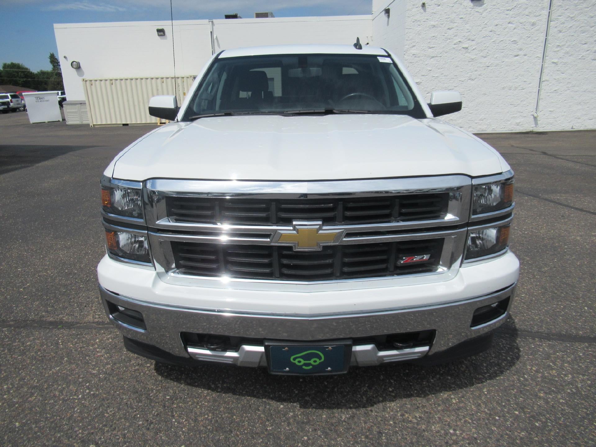 Used 2015 Chevrolet Silverado 1500 LT with VIN 3GCUKREC3FG184695 for sale in Prescott, WI