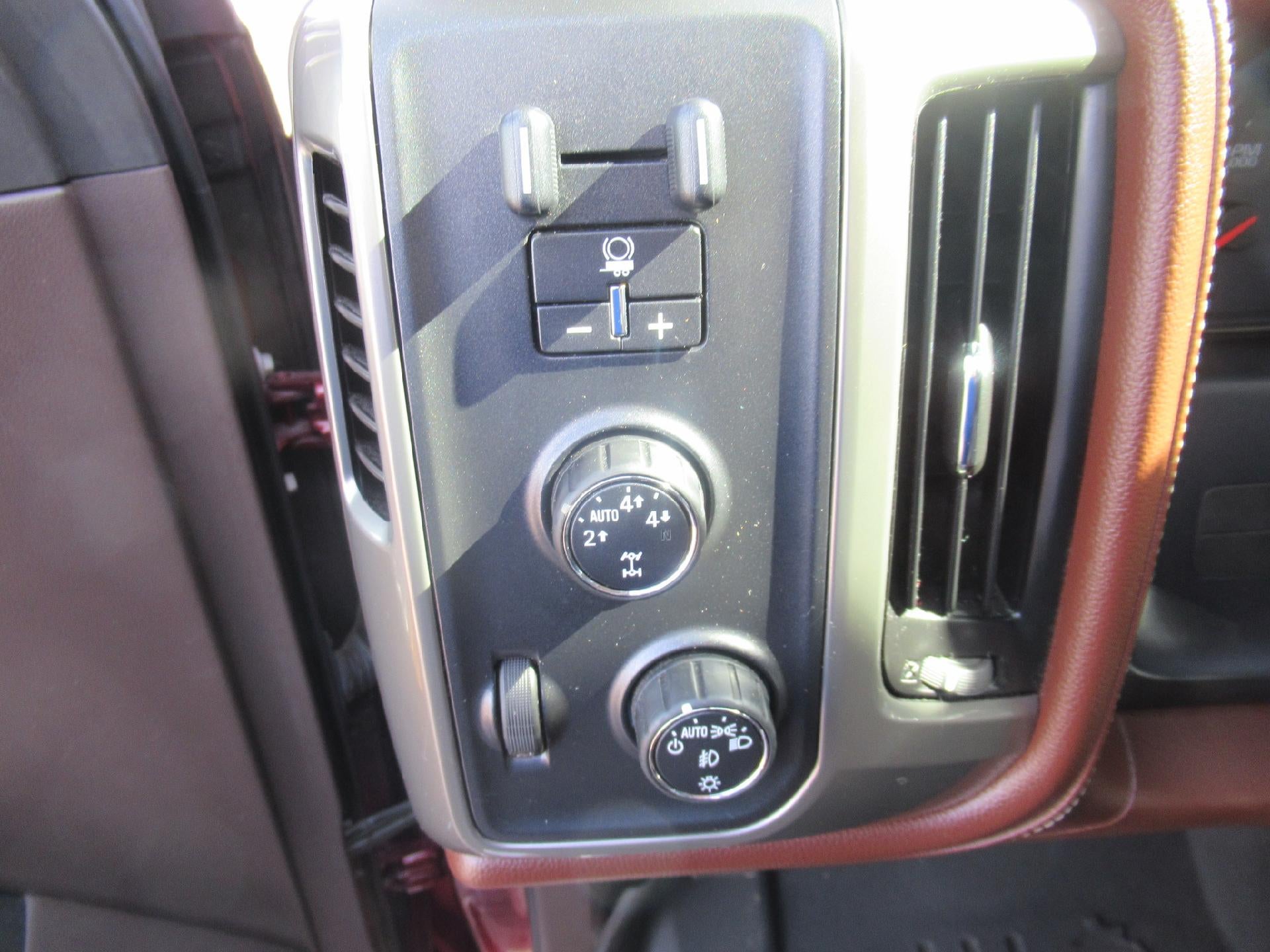 2016 Chevrolet Silverado 1500 High Country