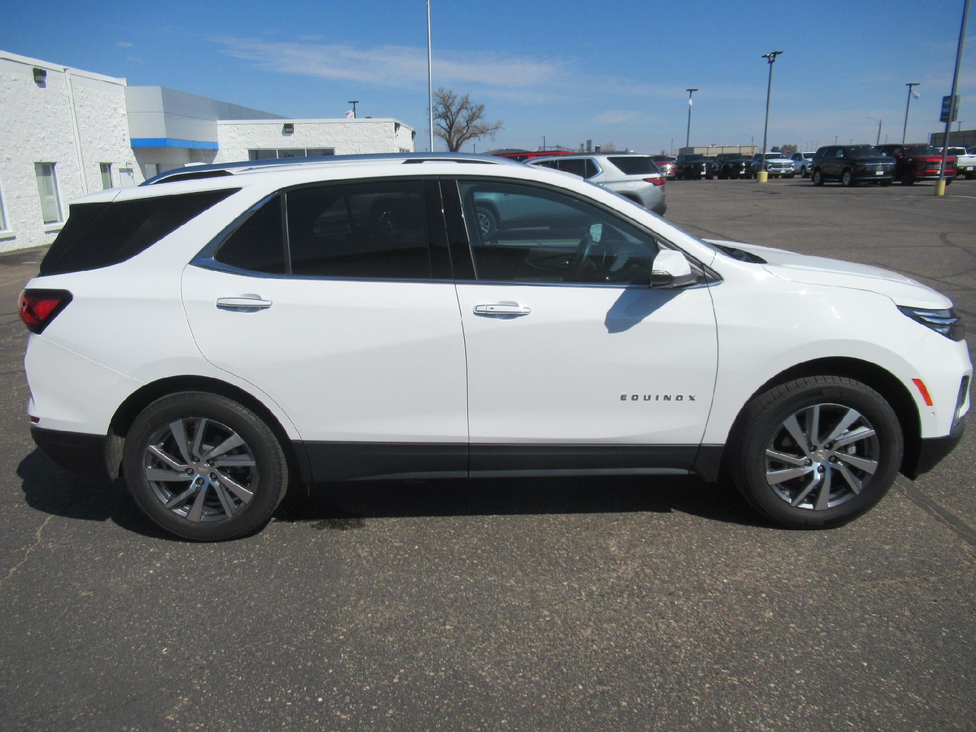 2023 Chevrolet Equinox Premier