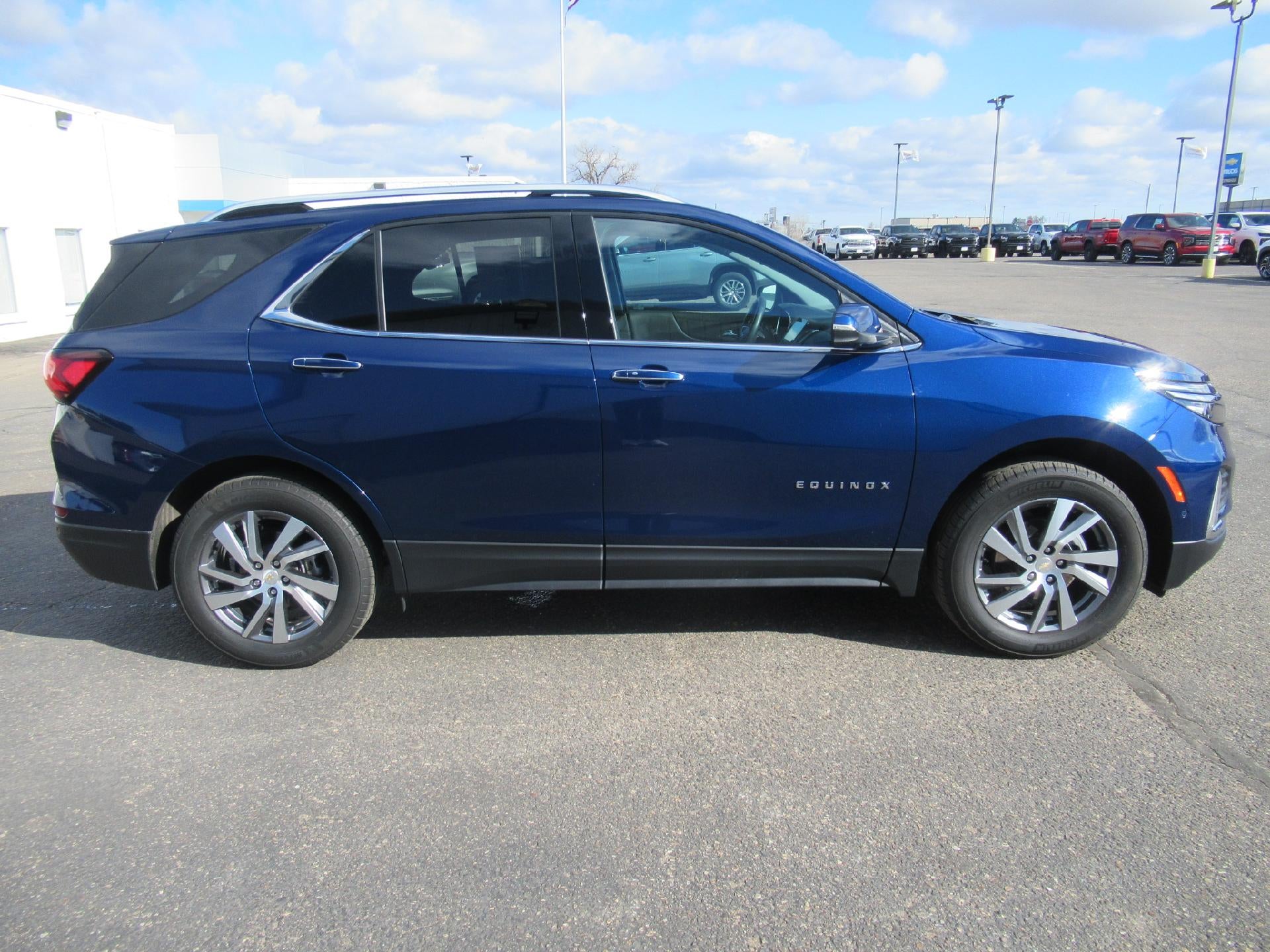 2023 Chevrolet Equinox Premier
