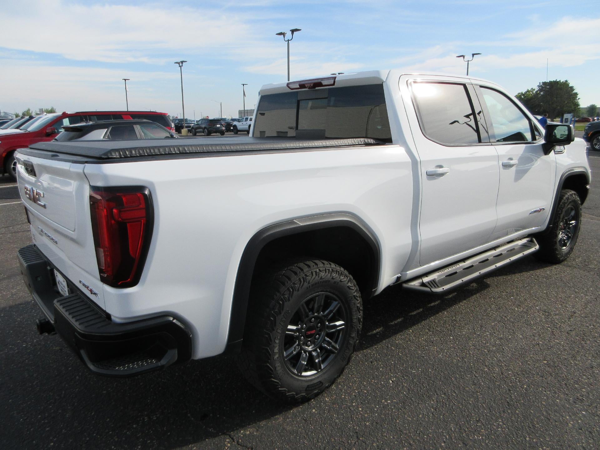 2024 GMC Sierra 1500 AT4X