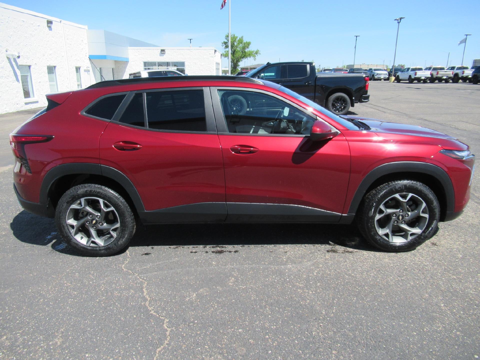 2024 Chevrolet Trax LT